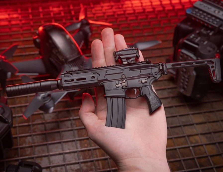 GAME-ON Miniatyrmodeller | Goatguns - Sig Sauer Mcx Mini Replika - Svart