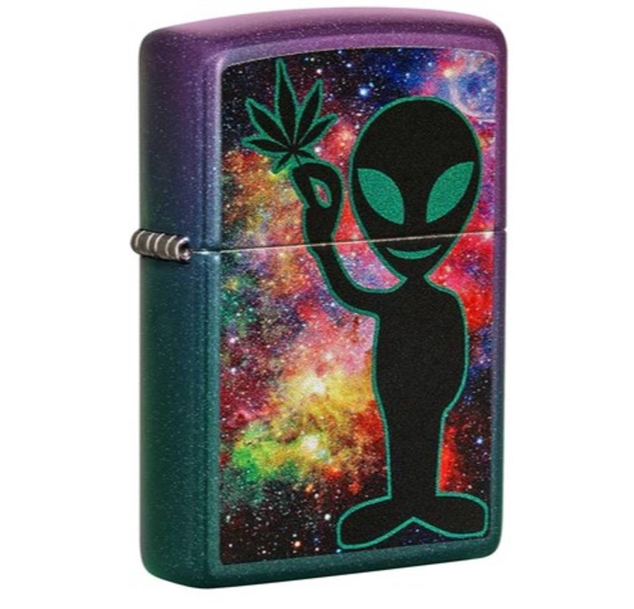 GAME-ON Zippo Lighters | Zippo - Alien Design Iridescent - Lighter