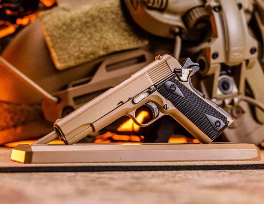 GAME-ON Miniatyrmodeller | Goatguns - Mini 1911 - Replika Modell - Coyote